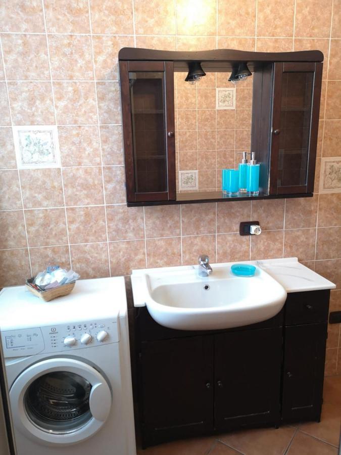 Appartamento Le Due Rocche Arona Exterior foto